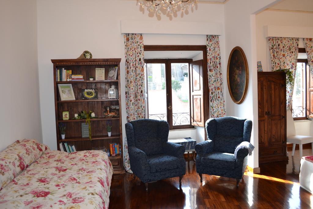 Catherine'S Home روما المظهر الخارجي الصورة