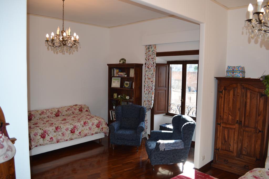 Catherine'S Home روما المظهر الخارجي الصورة